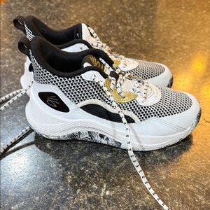 Kids Sneakers in Black and White